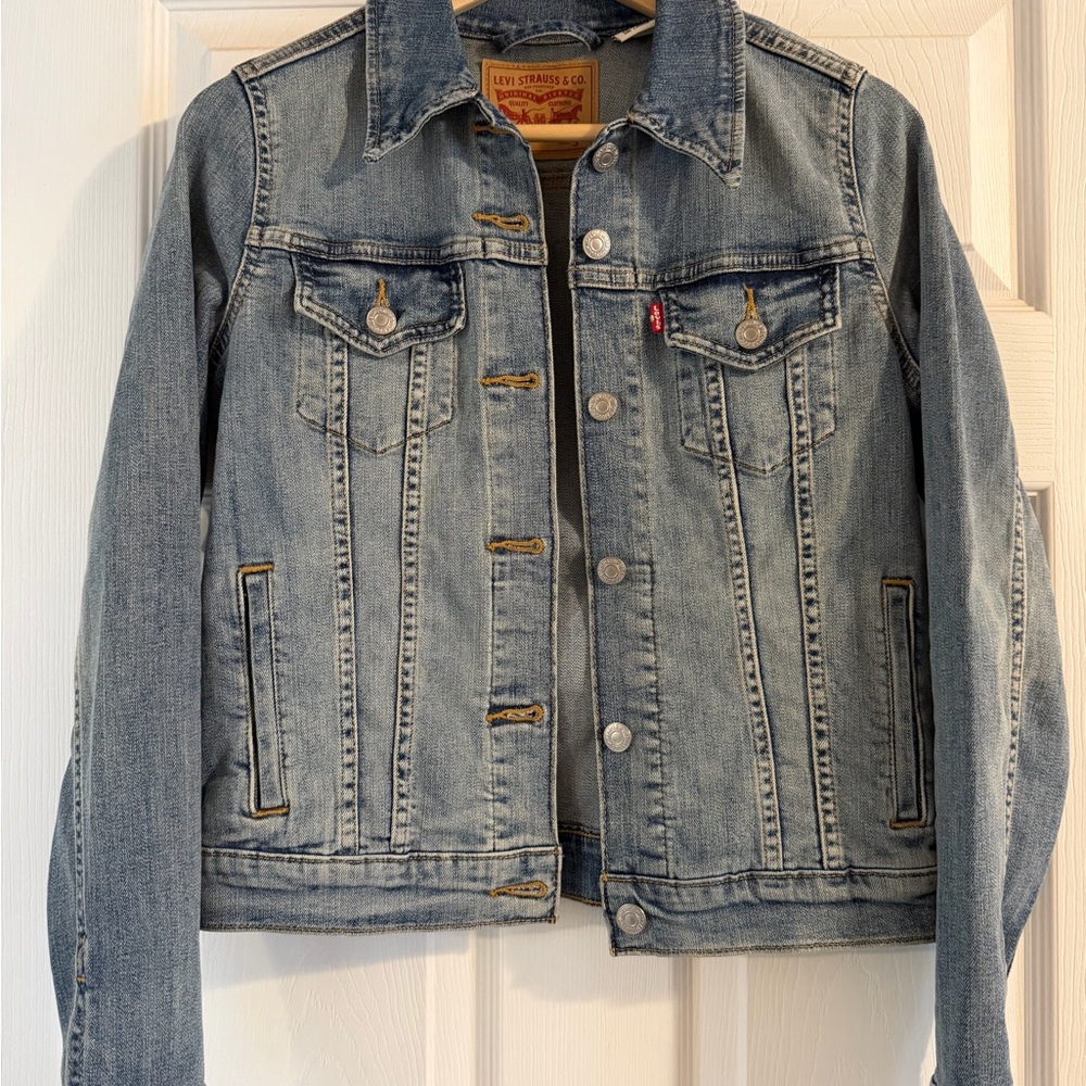 Levi's Original Trucker Jacket (denim - light wash)